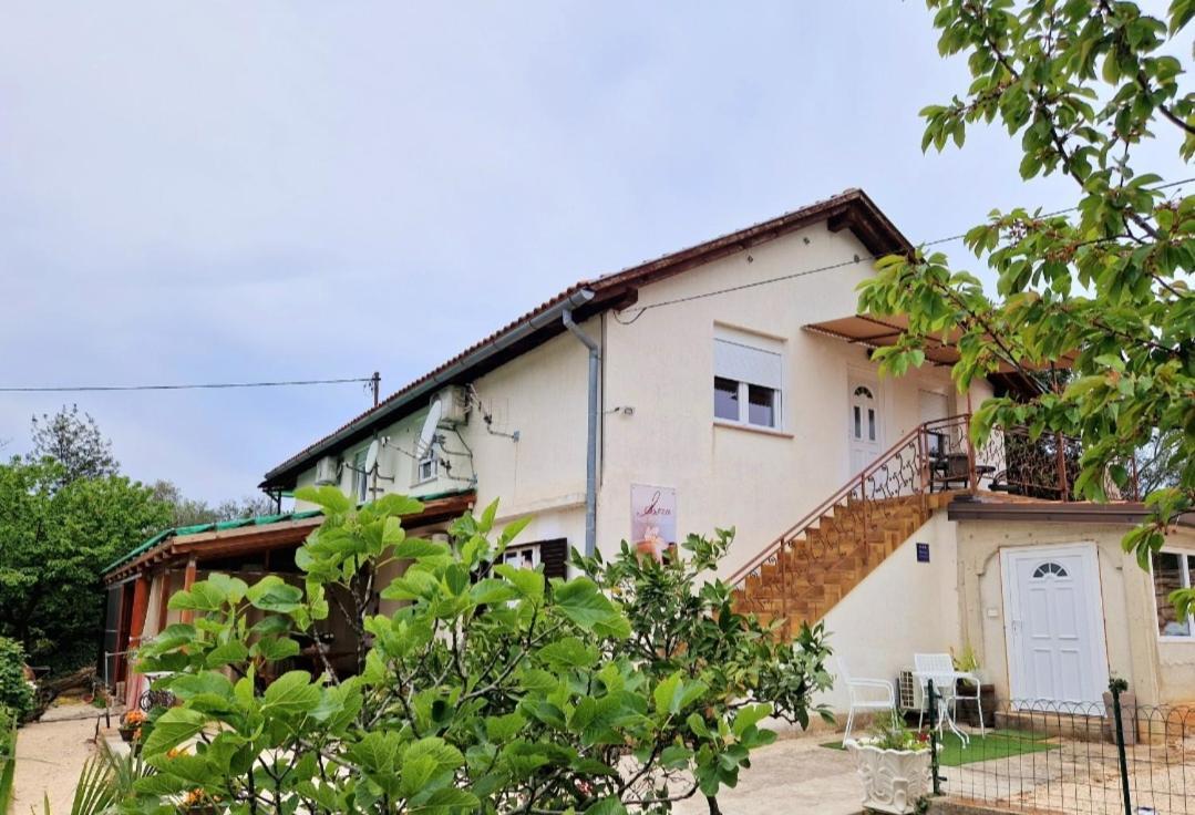 App & Beauty Loza Apartment Замбратия Екстериор снимка